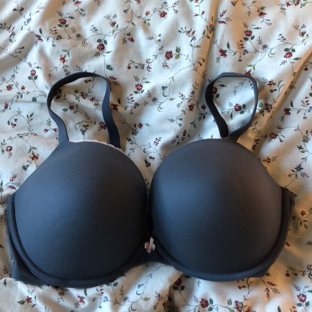 NWOT torrid t shirt bra SOOO soft